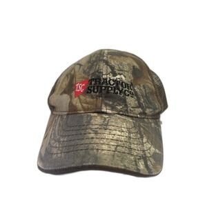 Tractor Supply Co Trucker Hat Mens OSFA Camo Excellent TSC Mesh Back Logo Cap